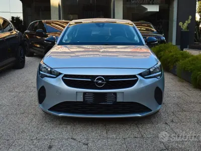Usado Opel Corsa Edition 102 CV (75 kW) 2022 Gris Utilitario