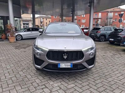 Usata Maserati Levante 349 CV (256 kW) 2020 Grigio SUV