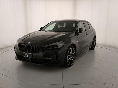Nero Usata 2022 BMW 118 M Sport Utilitaria | 23.200 € (Buon prezzo)
