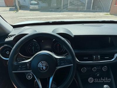 Usata Alfa Romeo Stelvio Tech Edition 160 CV (117 kW) 2019 Bianco SUV