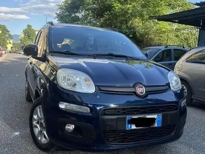 Usata Fiat Panda 69 CV (50 kW) 2017 Blu Utilitaria