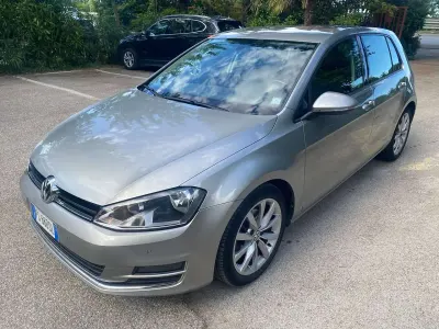 Occasion VW Golf VII Business 110 ch (80 kW) 2017 Argent Berline