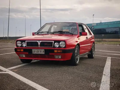 Usata Lancia Delta 181 CV (133 kW) 1989 Rosso Utilitaria