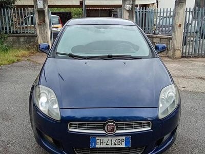 Usata Fiat Bravo 90 CV (66 kW) 2011 Blu Utilitaria