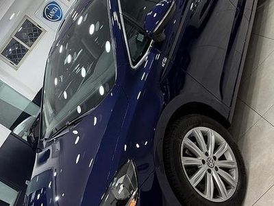 Usata VW Touran Highline 115 CV (84 kW) 2019 Blu Monovolume