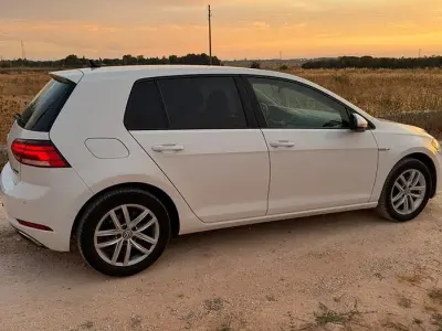Usata VW Golf VII 2018 Bianco Utilitaria