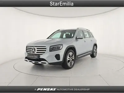 Usata Mercedes GLB180 Advanced 116 CV (85 kW) 2025 Argento SUV