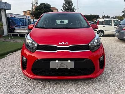 Usata Kia Picanto Urban 67 CV (49 kW) 2023 Rosso Utilitaria