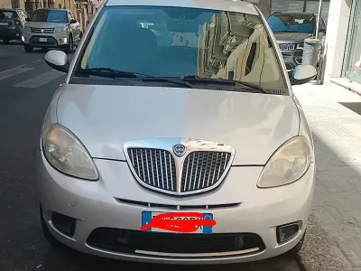 Usata Lancia Ypsilon 60 CV (44 kW) 2009 Utilitaria