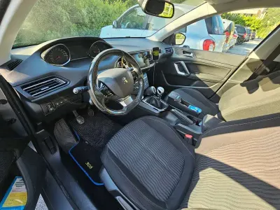 Usata Peugeot 308 Business-Line 116 CV (85 kW) 2014 Grigio Berlina