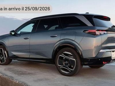 Nuova Peugeot 5008 Dual Motor 136 kW (185 CV) 2025 Argento SUV