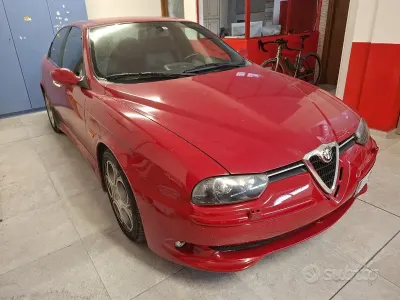 Usata Alfa Romeo 156 GTA 250 CV (183 kW) 2003 Rosso Berlina