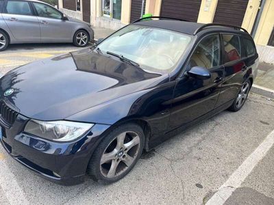 usata BMW 320 320 d Touring Attiva