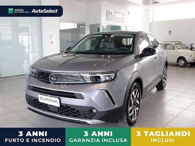 Usata Opel Mokka Elegance 110 CV (80 kW) 2023 Grigio / gray SUV