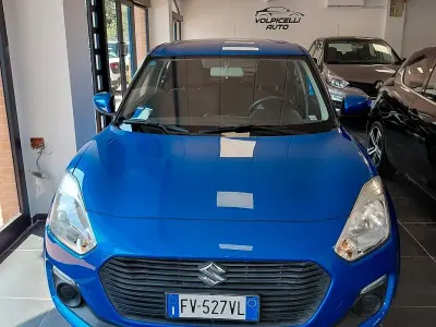 Usata Suzuki Swift 90 CV (66 kW) 2019 Blu Utilitaria