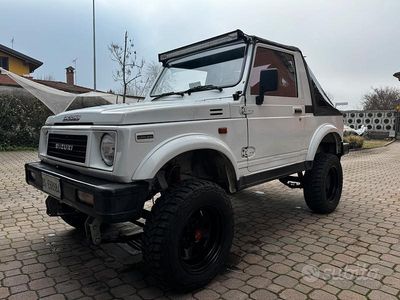 Usata Suzuki Samurai 69 CV (50 kW) 1993 Bianco SUV