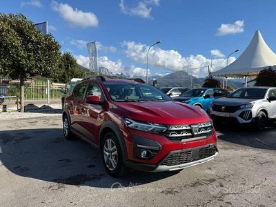 Usata Dacia Sandero Stepway 101 CV (74 kW) 2021 Rosso Berlina