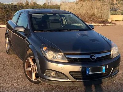 usata Opel Astra GTC Astra Astra III 2004GTC 1.9 cdti Cosmo 150cv 6m