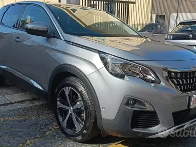 Usata Peugeot 3008 Crossway 131 CV (96 kW) 2020 Grigio SUV