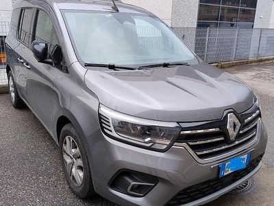 Usata Renault Kangoo 2023 Grigio Monovolume