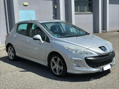 Usata Peugeot 308 109 CV (80 kW) 2007 Argento Utilitaria