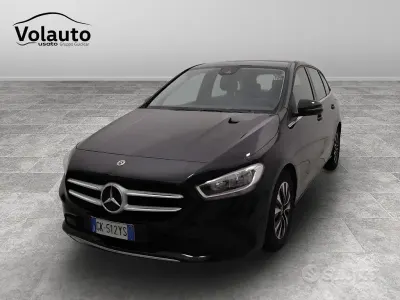 Usata Mercedes B180 116 CV (85 kW) 2022 Nero Monovolume