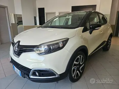 Usata Renault Captur 90 CV (66 kW) 2013 Bianco SUV