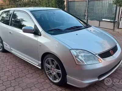 Usata Honda Civic Type R 200 CV (147 kW) 2002 Berlina