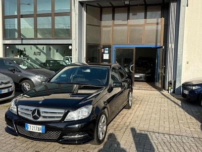 Usata Mercedes C180 120 CV (88 kW) 2013 Nero Berlina