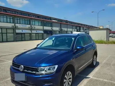 Usata VW Tiguan Business 150 CV (110 kW) 2018 Bluazzurro SUV