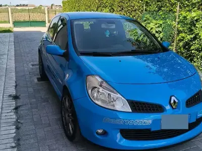 Usata Renault Clio II R.S. 200 CV (147 kW) 2006 Blu Berlina