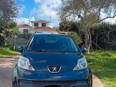 Usata Peugeot 107 54 CV (39 kW) 2006 Blu Utilitaria