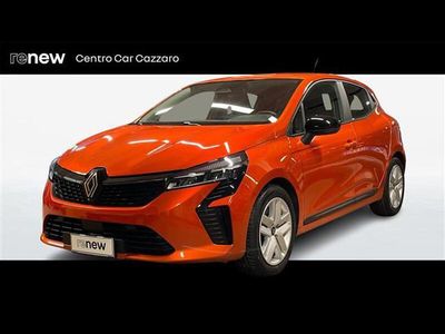 Usata Renault Clio V Evolution 145 CV (106 kW) 2025 Arancione Berlina