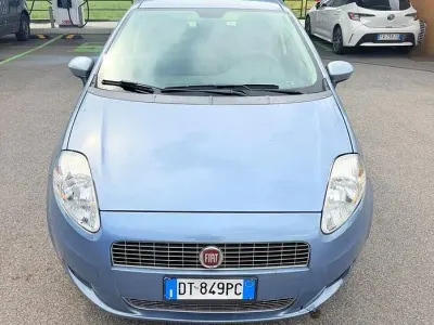 Usata Fiat Grande Punto 65 CV (47 kW) 2009 Blu Utilitaria