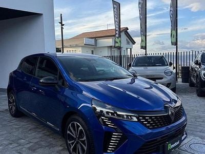 Usata Renault Clio V Techno 91 CV (66 kW) 2025 Blu Berlina