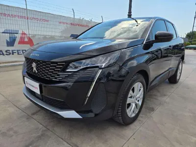 Usata Peugeot 3008 Active 131 CV (96 kW) 2023 Nero SUV