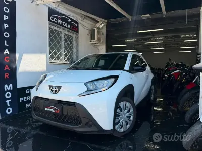Usata Toyota Aygo X Active 72 CV (52 kW) 2025 Bianco SUV