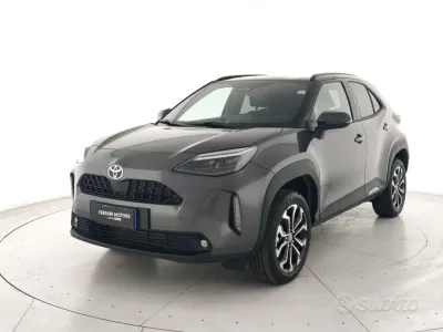 Nuova Toyota Yaris Cross Trend 92 CV (67 kW) 2026 Grigio SUV