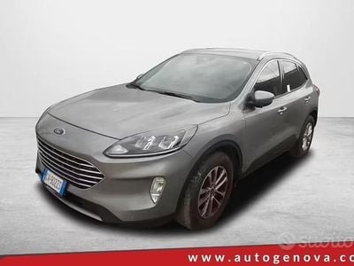 Usata Ford Kuga Titanium 120 CV (88 kW) 2024 Grigio SUV