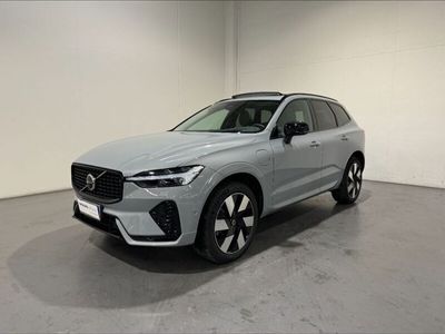 usata Volvo XC60 T6 AWD Geartronic R-design del 2023 usata a Conegliano