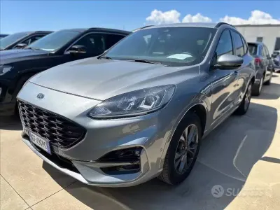 Begagnad Ford Kuga ST-Line 225 HK (165 kW) 2021 Silver SUV