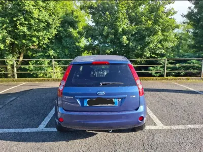 Occasion Ford Fiesta Titanium 80 PK (58 kW) 2006 Blauw Hatchback