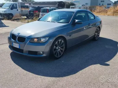 Usata BMW 320 M Sport 177 CV (130 kW) 2009 Grigio Coupé