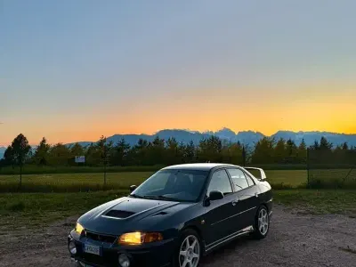 Usata Mitsubishi Lancer 113 CV (83 kW) 2024 Grigio Berlina
