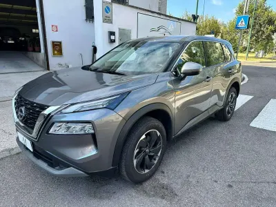 Usata Nissan X-Trail Acenta 163 CV (119 kW) 2026 Dark metal grey SUV
