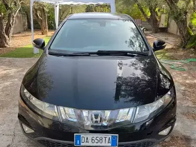 Usata Honda Civic 140 CV (102 kW) 2006 Nero Utilitaria
