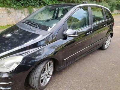 Usata Mercedes B200 Premium 140 CV (102 kW) 2010 Nero Monovolume