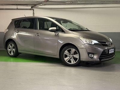 Usata Toyota Verso Style 111 CV (81 kW) 2014 Grigio Monovolume