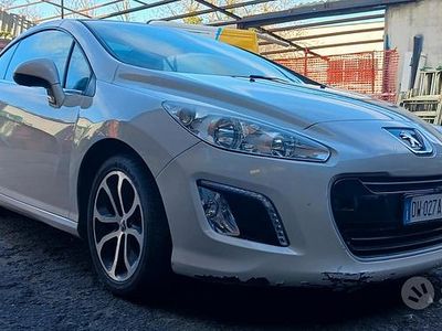 Usata Peugeot 308 CC 136 CV (100 kW) 2009 Bianco Cabrio