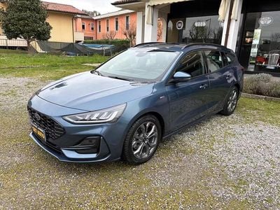 Usata Ford Focus ST-Line 125 CV (91 kW) 2023 Blu Station wagon